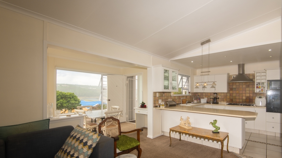 4 Bedroom Property for Sale in Bergsig Western Cape